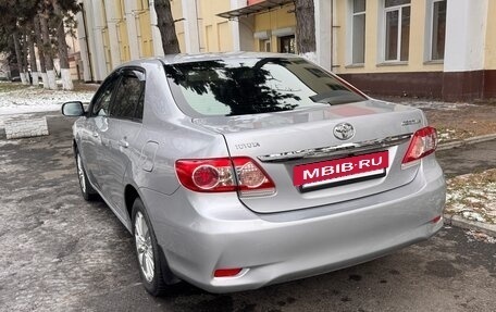 Toyota Corolla, 2011 год, 1 000 000 рублей, 5 фотография