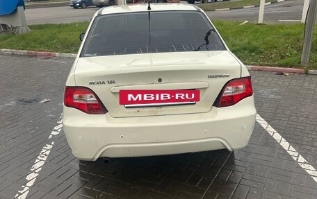 Daewoo Nexia I рестайлинг, 2010 год, 125 000 рублей, 2 фотография