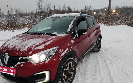 Renault Kaptur I рестайлинг, 2019 год, 1 350 000 рублей, 2 фотография