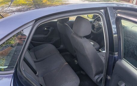 Volkswagen Polo VI (EU Market), 2011 год, 800 000 рублей, 7 фотография