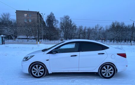Hyundai Solaris II рестайлинг, 2012 год, 850 000 рублей, 4 фотография