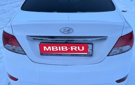 Hyundai Solaris II рестайлинг, 2012 год, 850 000 рублей, 5 фотография