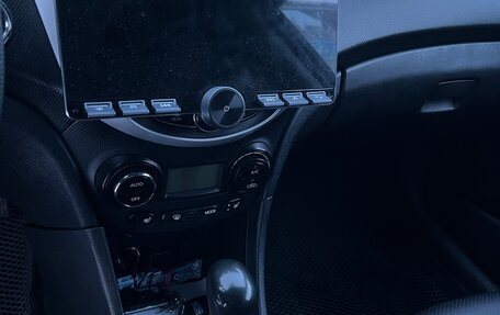 Hyundai Solaris II рестайлинг, 2012 год, 850 000 рублей, 17 фотография