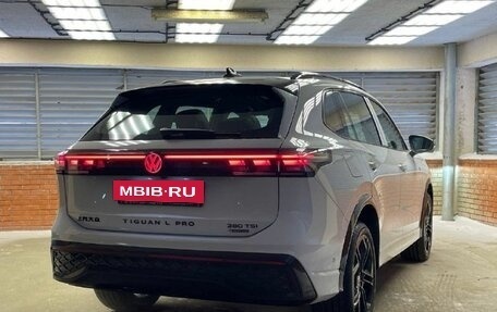 Volkswagen Tiguan, 2025 год, 4 820 000 рублей, 6 фотография