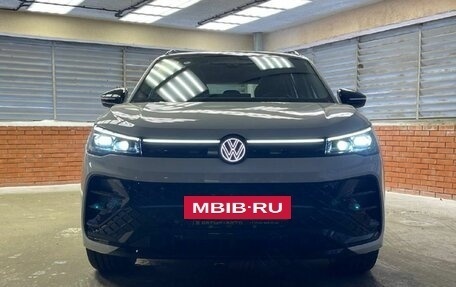Volkswagen Tiguan, 2025 год, 4 820 000 рублей, 2 фотография