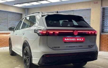 Volkswagen Tiguan, 2025 год, 4 820 000 рублей, 8 фотография