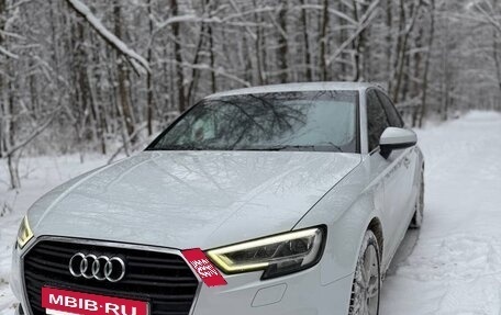 Audi A3, 2020 год, 2 430 000 рублей, 2 фотография