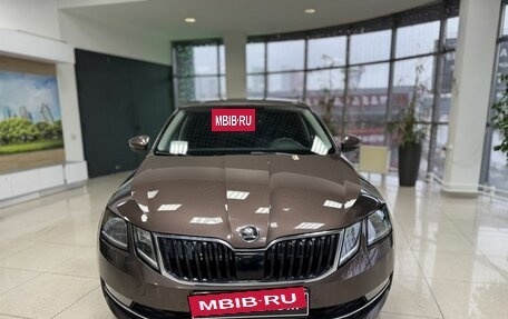 Skoda Octavia, 2017 год, 1 830 000 рублей, 2 фотография