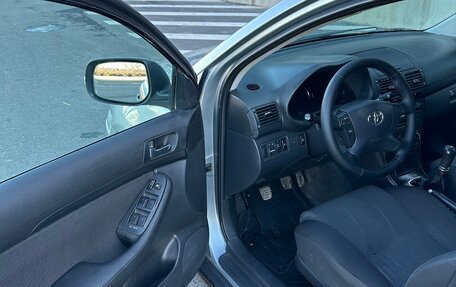 Toyota Avensis III рестайлинг, 2007 год, 620 000 рублей, 10 фотография