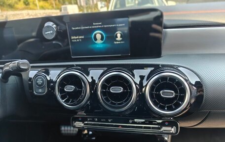 Mercedes-Benz CLA, 2021 год, 2 850 000 рублей, 8 фотография