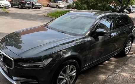 Volvo V90 Cross Country I рестайлинг, 2019 год, 3 600 000 рублей, 7 фотография