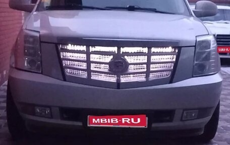 Cadillac Escalade III, 2011 год, 2 999 999 рублей, 1 фотография
