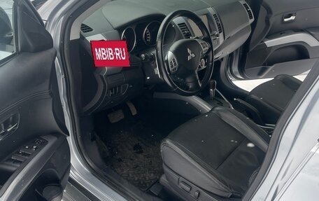 Mitsubishi Outlander III рестайлинг 3, 2010 год, 1 200 000 рублей, 4 фотография