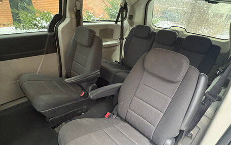 Dodge Caravan V, 2008 год, 980 000 рублей, 10 фотография