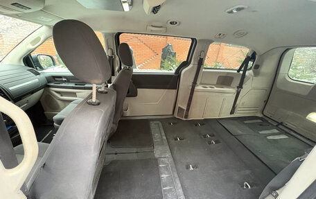 Dodge Caravan V, 2008 год, 980 000 рублей, 16 фотография