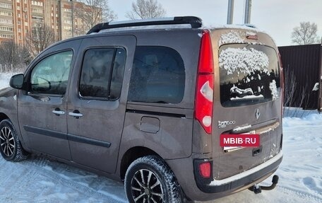 Renault Kangoo II рестайлинг, 2013 год, 905 000 рублей, 4 фотография