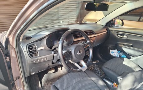 KIA Rio IV, 2018 год, 1 400 000 рублей, 6 фотография