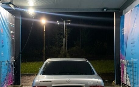 Mercedes-Benz E-Класс, 1995 год, 300 000 рублей, 5 фотография