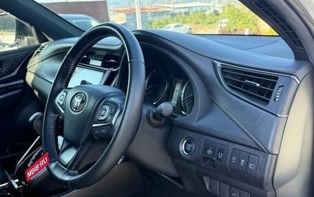 Toyota Harrier, 2019 год, 2 198 000 рублей, 10 фотография