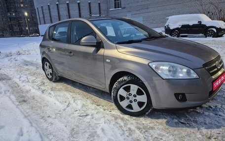 KIA cee'd I рестайлинг, 2009 год, 545 000 рублей, 1 фотография