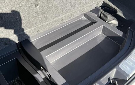 Toyota Harrier, 2019 год, 2 198 000 рублей, 19 фотография