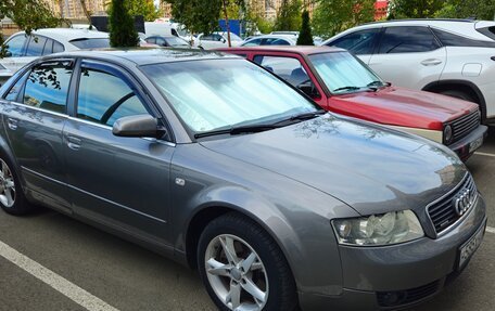 Audi A4, 2004 год, 700 000 рублей, 3 фотография