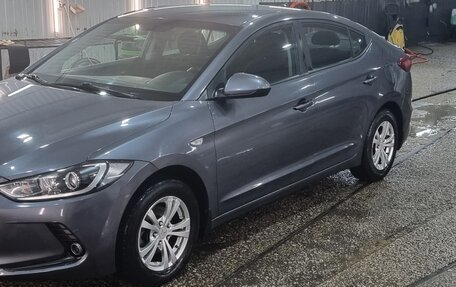 Hyundai Elantra VI рестайлинг, 2017 год, 1 200 000 рублей, 5 фотография