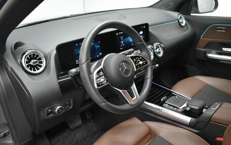 Mercedes-Benz GLA, 2021 год, 3 790 000 рублей, 14 фотография