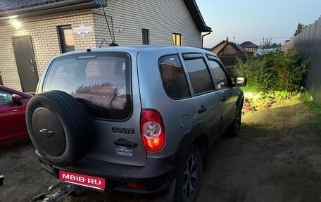 Chevrolet Niva I рестайлинг, 2014 год, 510 000 рублей, 14 фотография