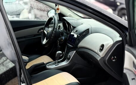 Chevrolet Cruze II, 2013 год, 719 000 рублей, 10 фотография