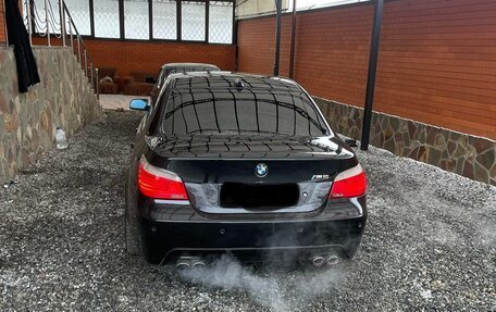 BMW 5 серия, 2005 год, 1 300 000 рублей, 2 фотография