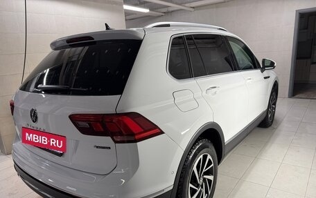 Volkswagen Tiguan II, 2021 год, 4 100 000 рублей, 6 фотография