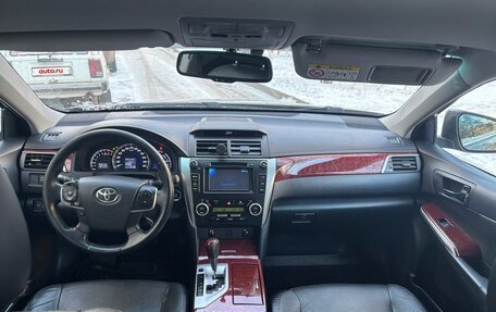 Toyota Camry, 2013 год, 1 650 000 рублей, 10 фотография