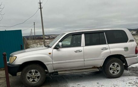 Toyota Land Cruiser 100 рестайлинг 2, 2002 год, 1 500 000 рублей, 3 фотография