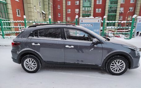 KIA Rio IV, 2021 год, 1 949 000 рублей, 2 фотография