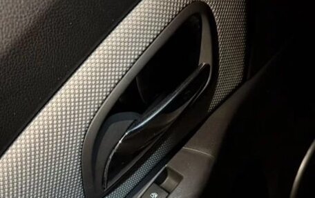 Chevrolet Cruze II, 2011 год, 650 000 рублей, 15 фотография