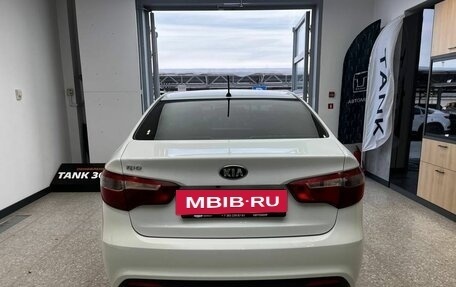 KIA Rio III рестайлинг, 2014 год, 980 000 рублей, 5 фотография