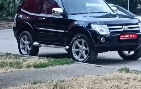 Mitsubishi Pajero IV, 2007 год, 1 550 000 рублей, 1 фотография