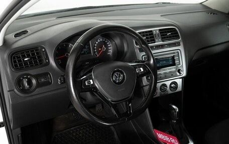 Volkswagen Polo VI (EU Market), 2019 год, 1 050 000 рублей, 5 фотография