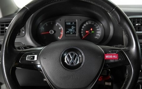 Volkswagen Polo VI (EU Market), 2019 год, 1 050 000 рублей, 11 фотография