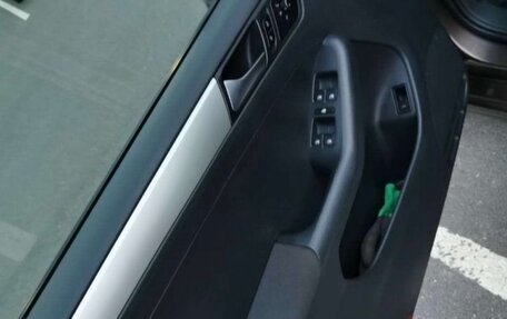 Volkswagen Jetta VI, 2012 год, 800 000 рублей, 4 фотография