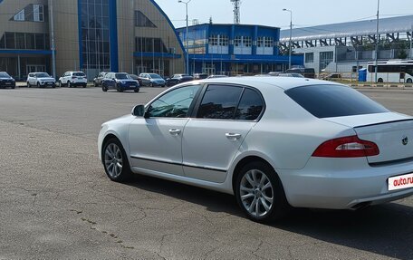 Skoda Superb III рестайлинг, 2012 год, 1 400 000 рублей, 3 фотография