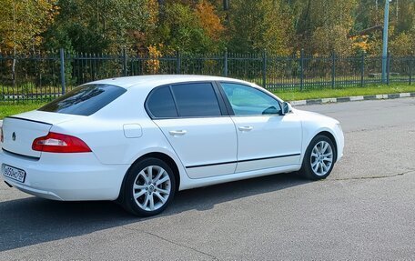 Skoda Superb III рестайлинг, 2012 год, 1 400 000 рублей, 2 фотография