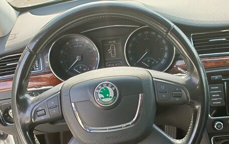 Skoda Superb III рестайлинг, 2012 год, 1 400 000 рублей, 7 фотография