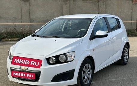 Chevrolet Aveo III, 2013 год, 849 000 рублей, 3 фотография