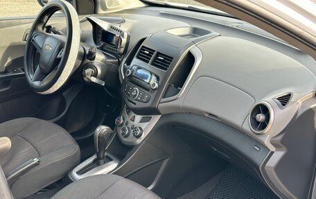 Chevrolet Aveo III, 2013 год, 849 000 рублей, 32 фотография