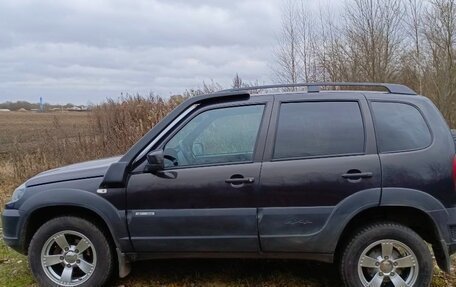 Chevrolet Niva I рестайлинг, 2017 год, 750 000 рублей, 6 фотография