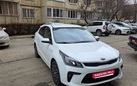 KIA Rio IV, 2017 год, 1 235 000 рублей, 2 фотография