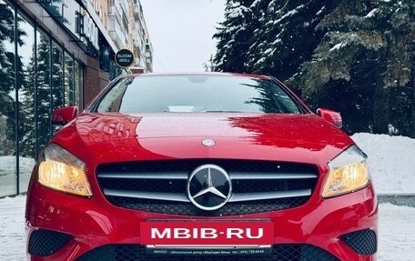 Mercedes-Benz A-Класс, 2015 год, 1 634 000 рублей, 3 фотография