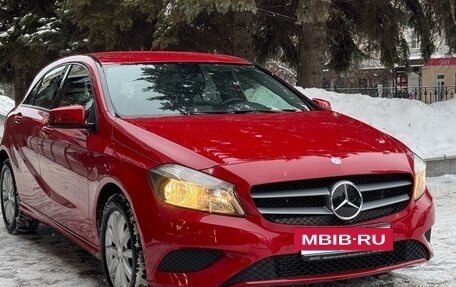 Mercedes-Benz A-Класс, 2015 год, 1 634 000 рублей, 8 фотография